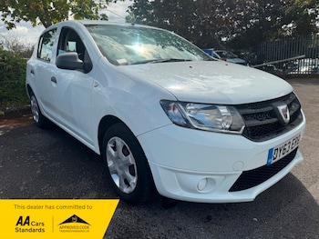 Used Dacia Sandero 2013 for sale - 79586013: Photo