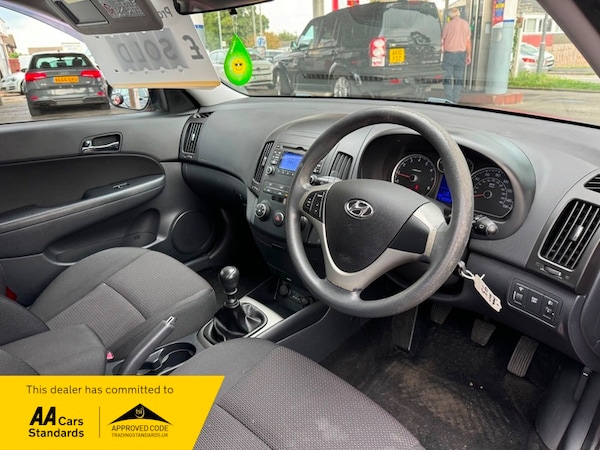 Used Hyundai i30 2009 for sale - 72341446: Photo 5
