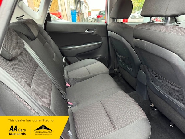 Used Hyundai i30 2009 for sale - 72341446: Photo 6