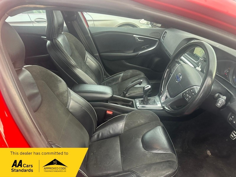 Used Volvo V40 2014 for sale - 77535638: Photo 7
