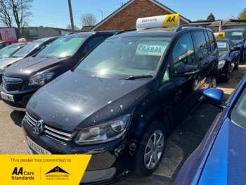 Used Volkswagen Touran  for sale - 74092414: Photo