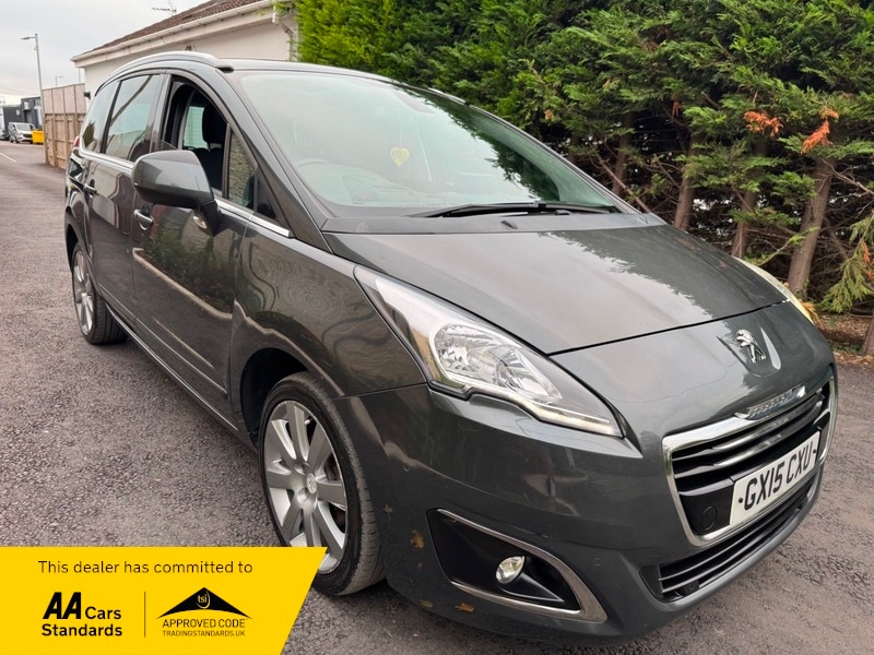 Used Peugeot 5008 2015 for sale - 76236352: Photo 4