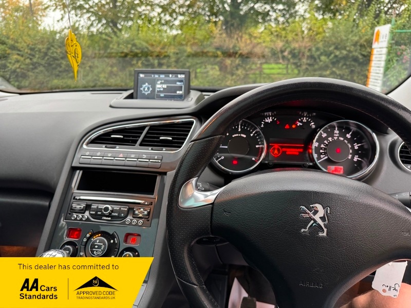 Used Peugeot 5008 2015 for sale - 76236352: Photo 7