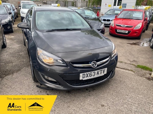 Used Vauxhall Astra 2013 for sale - 74449704: Photo 1