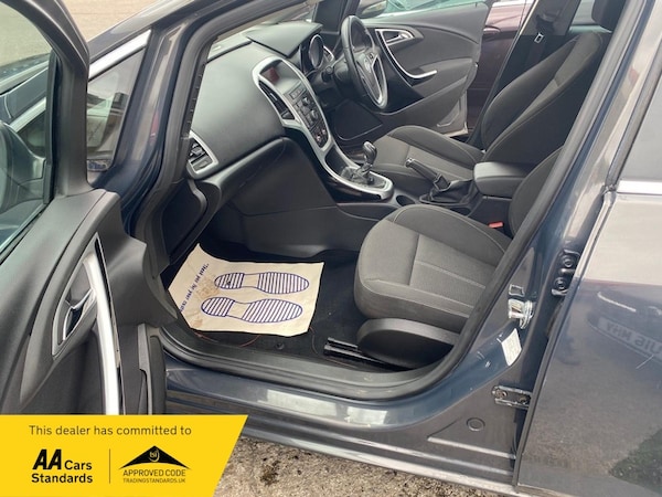 Used Vauxhall Astra 2013 for sale - 74449704: Photo 7