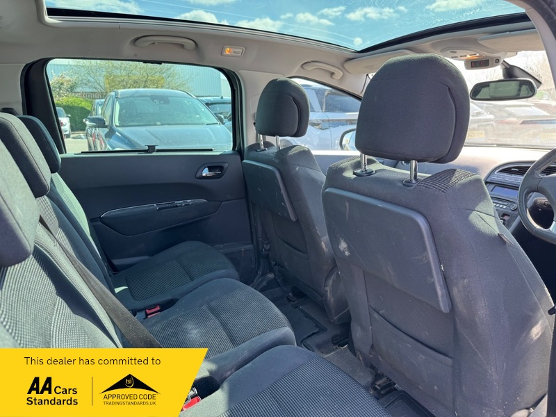 Used Peugeot 5008 2012 for sale - 78140975: Photo 6