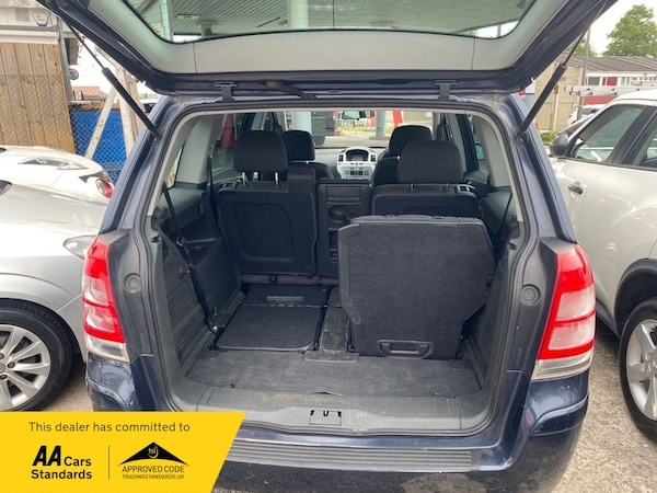 Used Vauxhall Zafira 2010 for sale - 74807178: Photo 9
