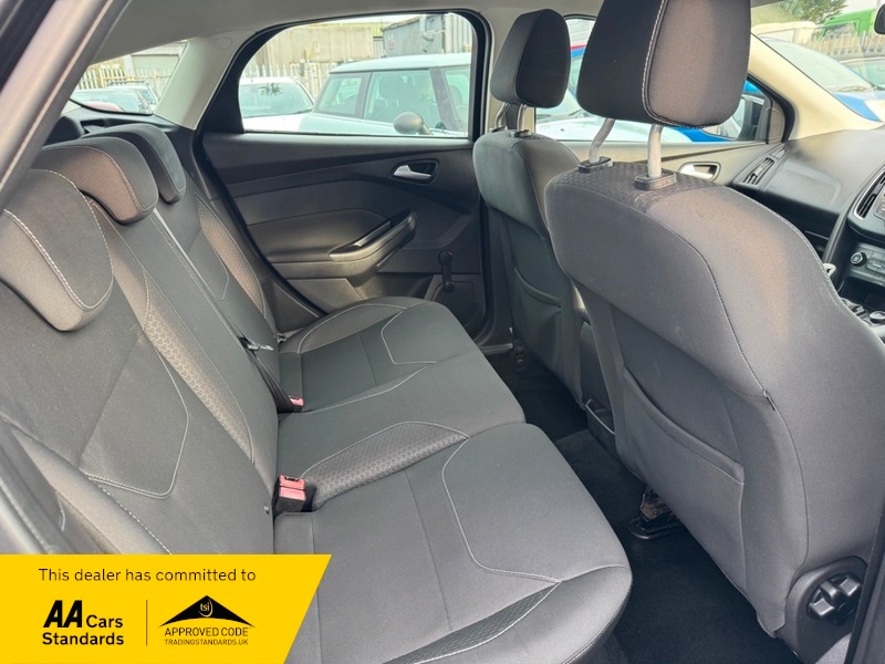 Used Ford Focus 2015 for sale - 77990331: Photo 5