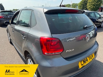 Used Volkswagen Polo 2014 for sale - 79254721: Photo
