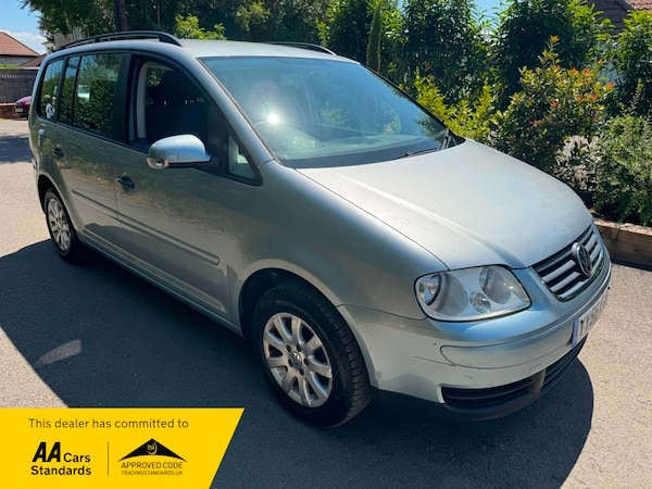 Used Volkswagen Touran 2006 for sale - 75243162: Photo 2