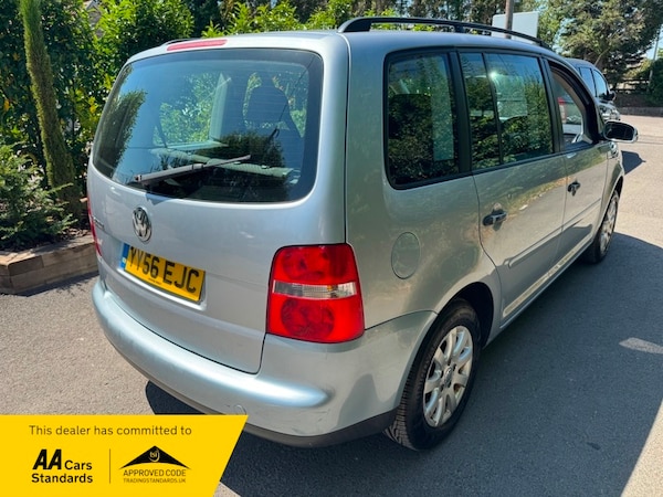 Used Volkswagen Touran 2006 for sale - 75243162: Photo 3