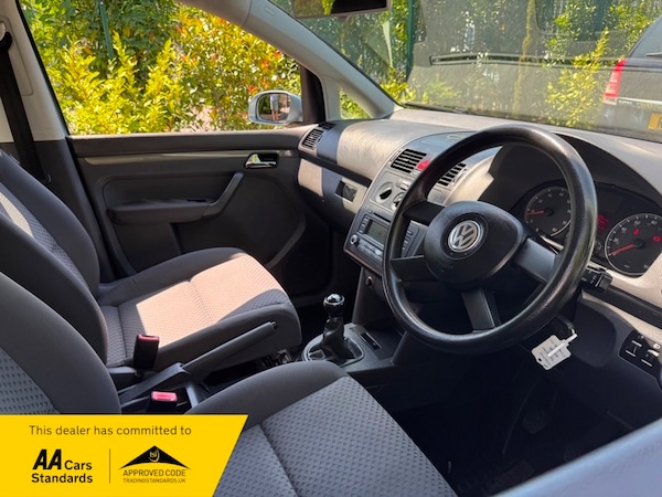 Used Volkswagen Touran 2006 for sale - 75243162: Photo 5