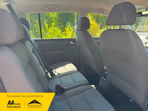 Used Volkswagen Touran 2006 for sale - 75243162: Photo 6