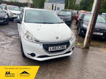 Used Peugeot 208 2014 for sale - 74954591: Photo