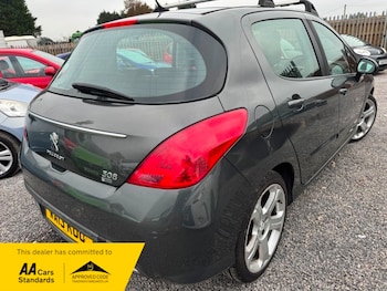 Used Peugeot 308 2013 for sale - 76250256: Photo