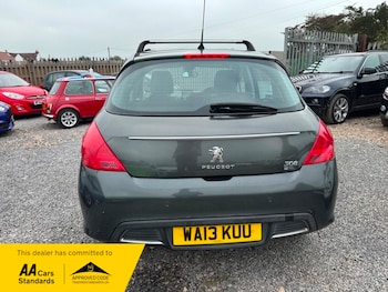 Used Peugeot 308 2013 for sale - 76250256: Photo