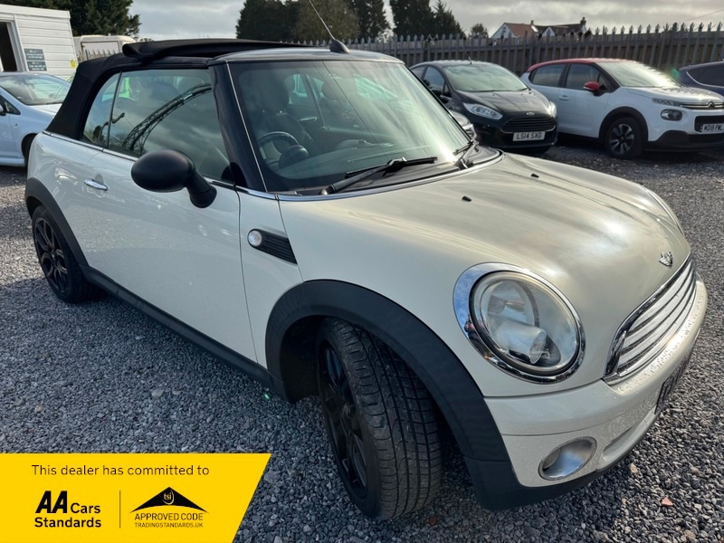 Used MINI Convertible 2010 for sale - 77655894: Photo 2