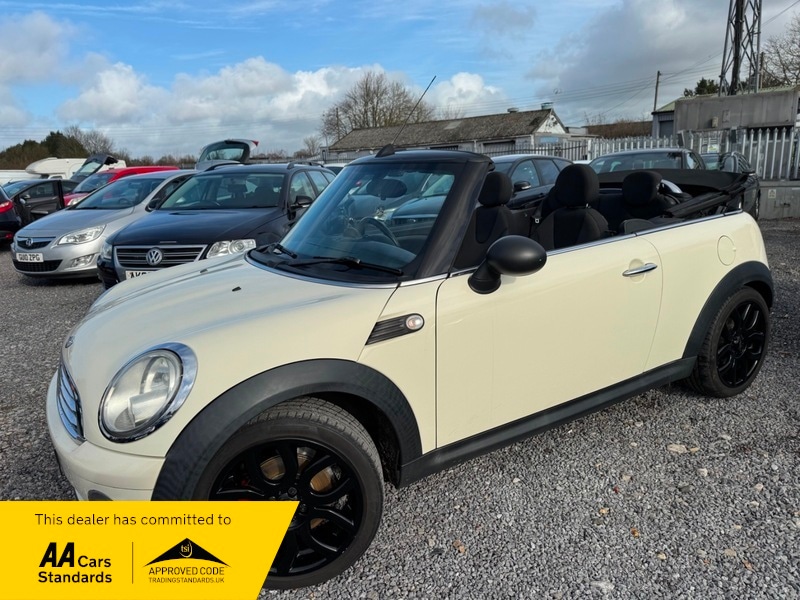 Used MINI Convertible 2010 for sale - 77655894: Photo 4