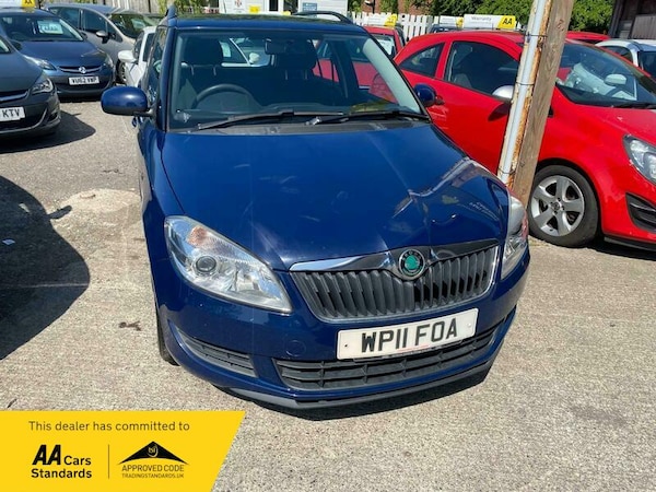 Used Skoda Fabia 2011 for sale - 74516861: Photo 2
