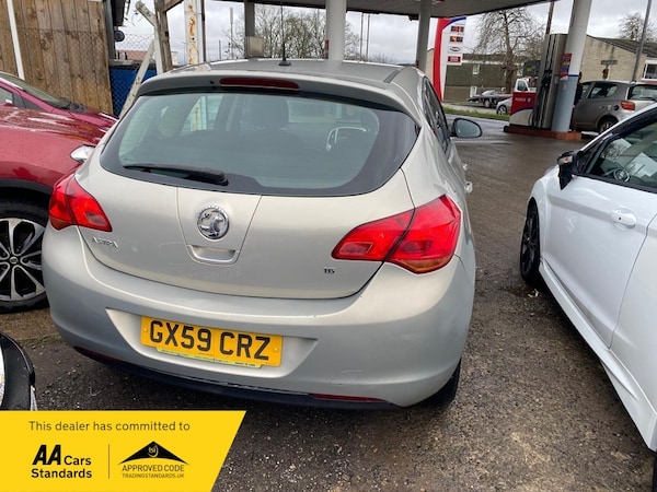 Used Vauxhall Astra 2010 for sale - 73808143: Photo 4