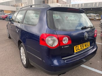 Used Volkswagen Passat 2010 for sale - 79777001: Photo