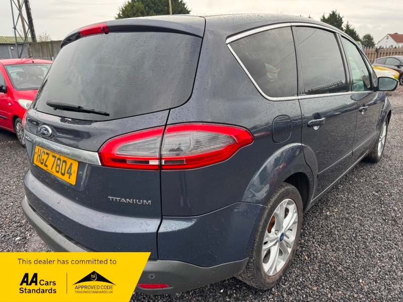 Used Ford S-Max 2014 for sale - 77027772: Photo 3