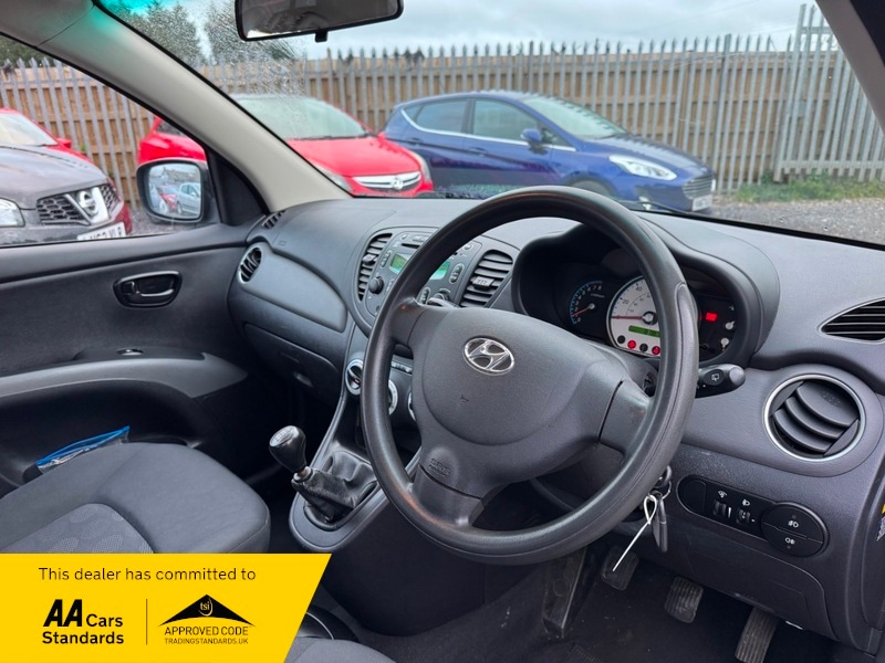 Used Hyundai i10 2011 for sale - 76740881: Photo 5