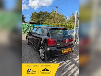 Used Volkswagen Polo 2010 for sale - 76081497: Photo 4