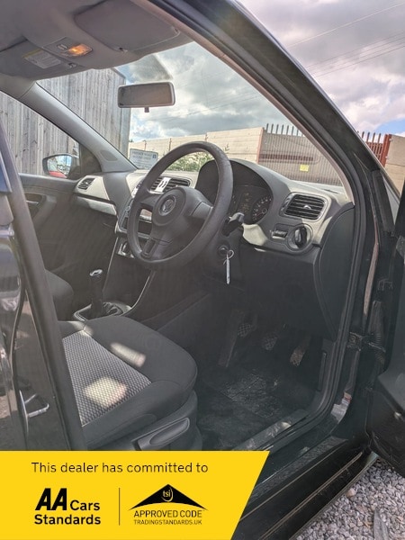 Used Volkswagen Polo 2010 for sale - 76081497: Photo 5