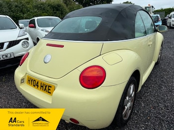 Used Volkswagen Beetle 2004 for sale - 78829218: Photo