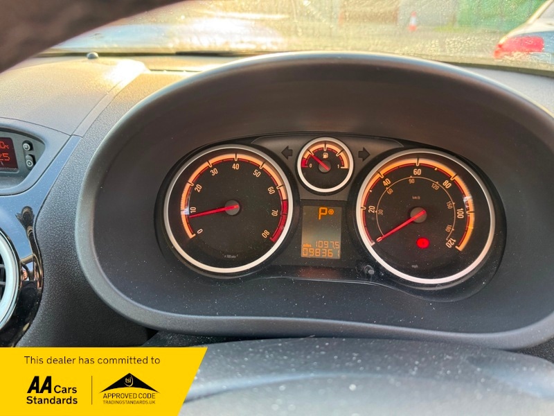 Used Vauxhall Corsa 2010 for sale - 76896661: Photo 10
