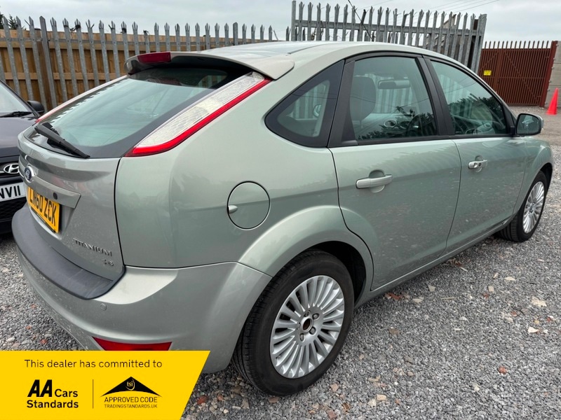 Used Ford Focus 2010 for sale - 76224147: Photo 3