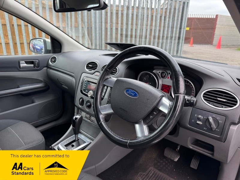 Used Ford Focus 2010 for sale - 76224147: Photo 5