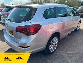 Used Vauxhall Astra 2011 for sale - 78154666: Photo