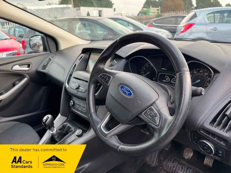 Used Ford Focus 2016 for sale - 76098375: Photo 5