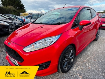 Used Ford Fiesta 2016 for sale - 76069357: Photo
