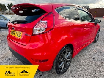 Used Ford Fiesta 2016 for sale - 76069357: Photo