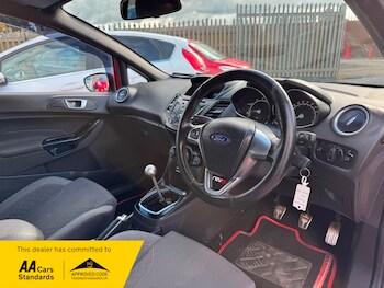 Used Ford Fiesta 2016 for sale - 76069357: Photo