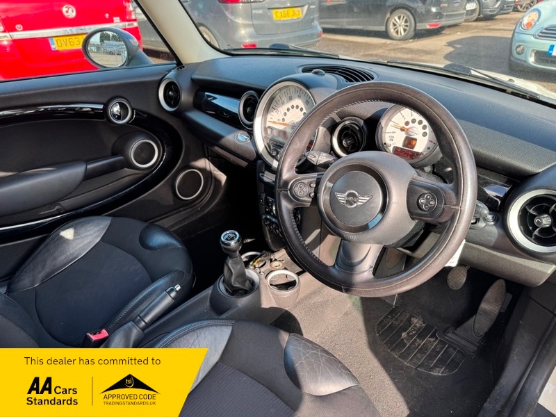 Used MINI One 2011 for sale - 77547986: Photo 6