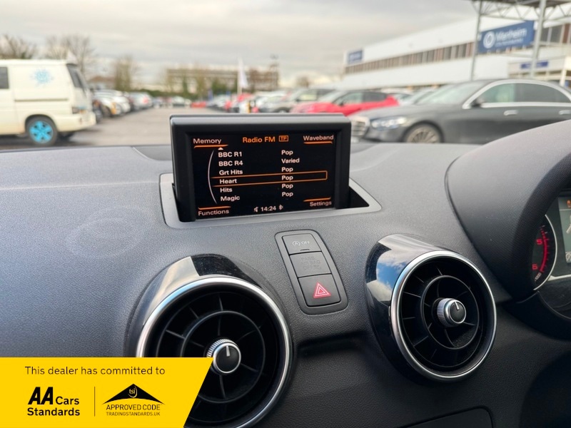 Used Audi A1 2011 for sale - 77609599: Photo 8