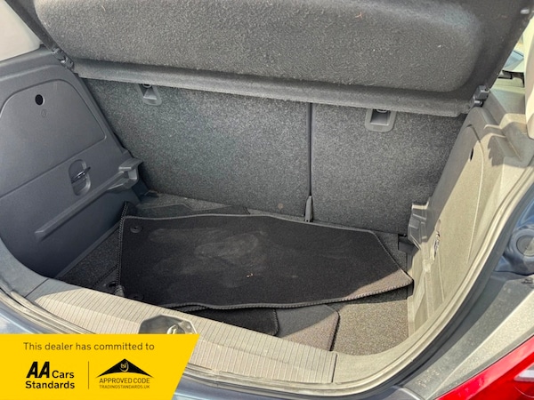 Used Vauxhall Corsa 2009 for sale - 76185859: Photo 9