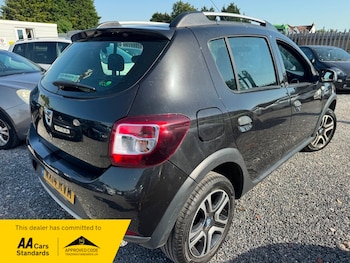 Used Dacia Sandero 2014 for sale - 78986664: Photo