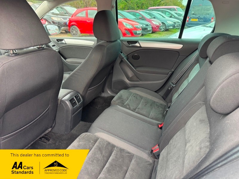 Used Volkswagen Golf 2009 for sale - 76884535: Photo 7