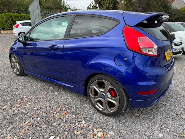 Used Ford Fiesta 2014 for sale - 76185863: Photo 2
