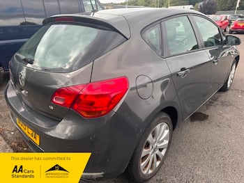 Used Vauxhall Astra 2015 for sale - 79696196: Photo