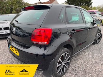 Used Volkswagen Polo 2013 for sale - 77921002: Photo