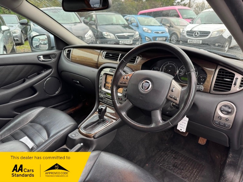 Used Jaguar X-Type 2009 for sale - 77535666: Photo 6