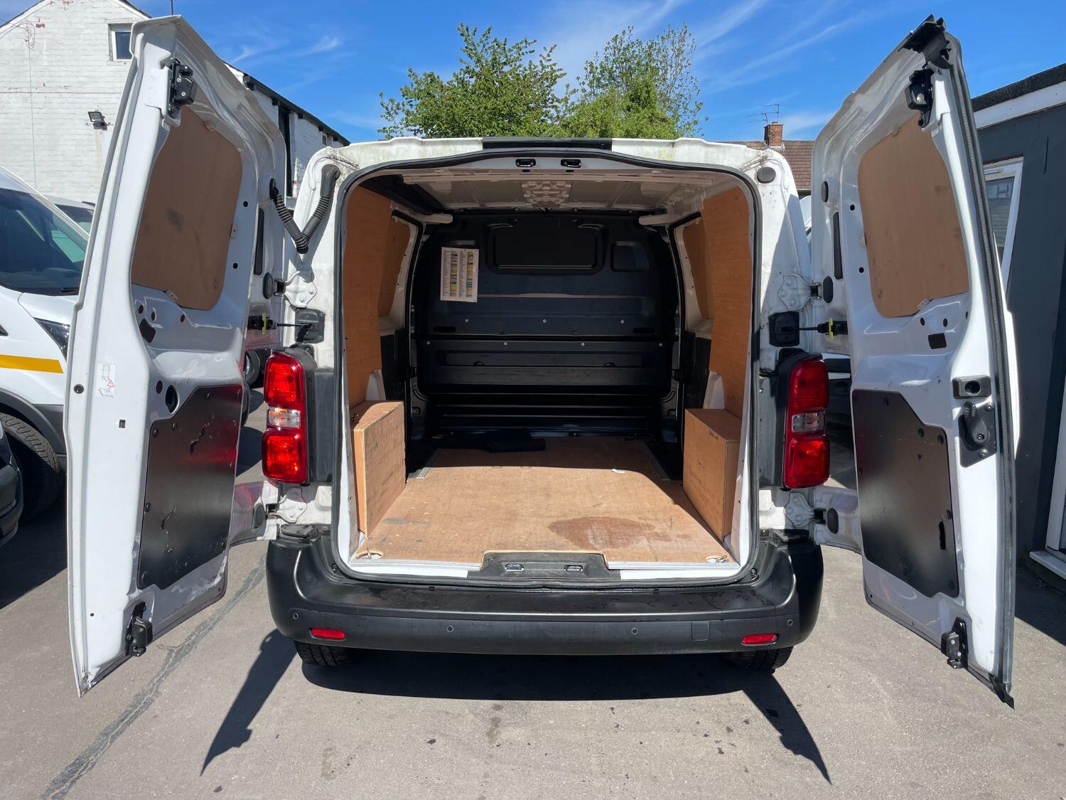 Used Vauxhall Vivaro 2021 for sale - 76769183: Photo 10