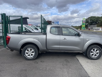 Used Nissan Navara 2016 for sale - 79588912: Photo