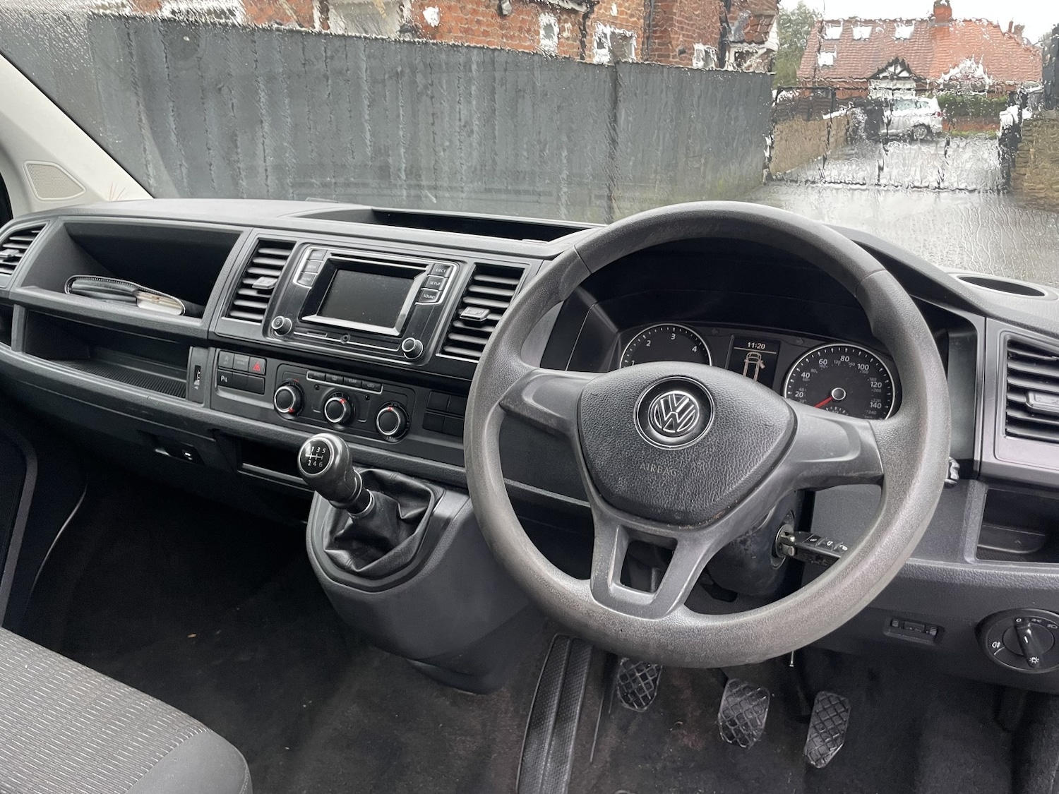 Used Volkswagen Transporter 2017 for sale - 76591592: Photo 5